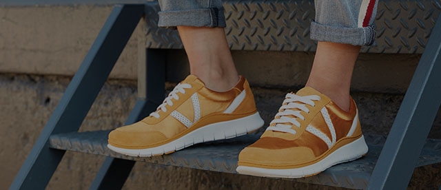 vintage north star running shoes