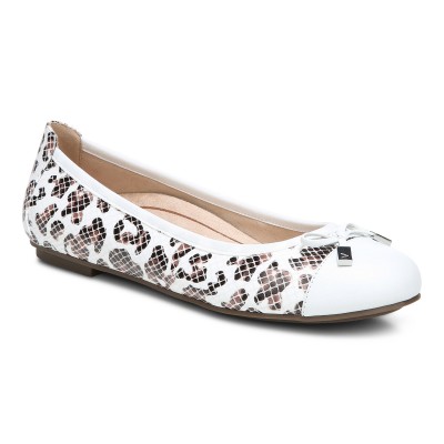 white flat shoes uk