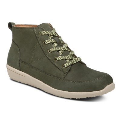 comfortable boots uk
