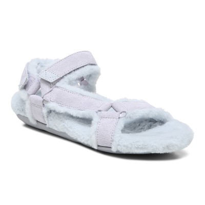 Cozy slippers with arch support clearance