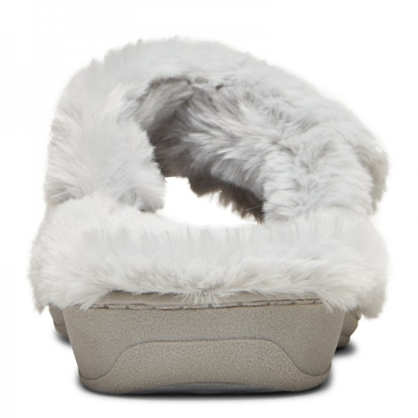 relax fur slippers