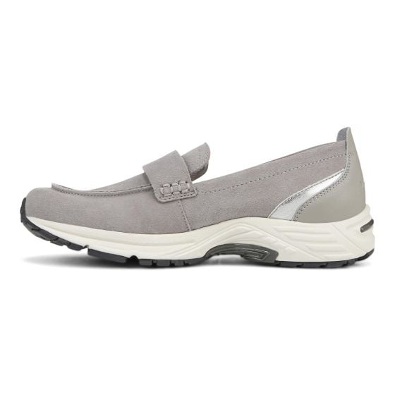Paloma Grey