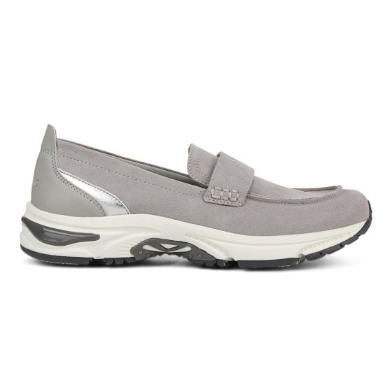 Paloma Grey