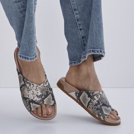 Cream Snake Print Leather