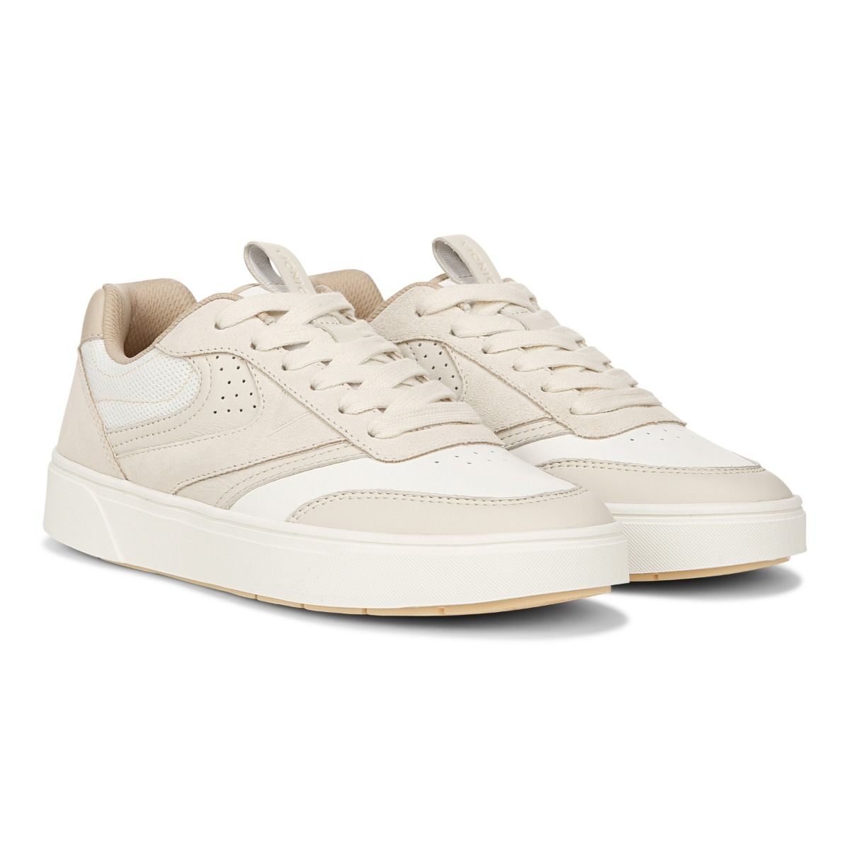 Karmelle Trainer