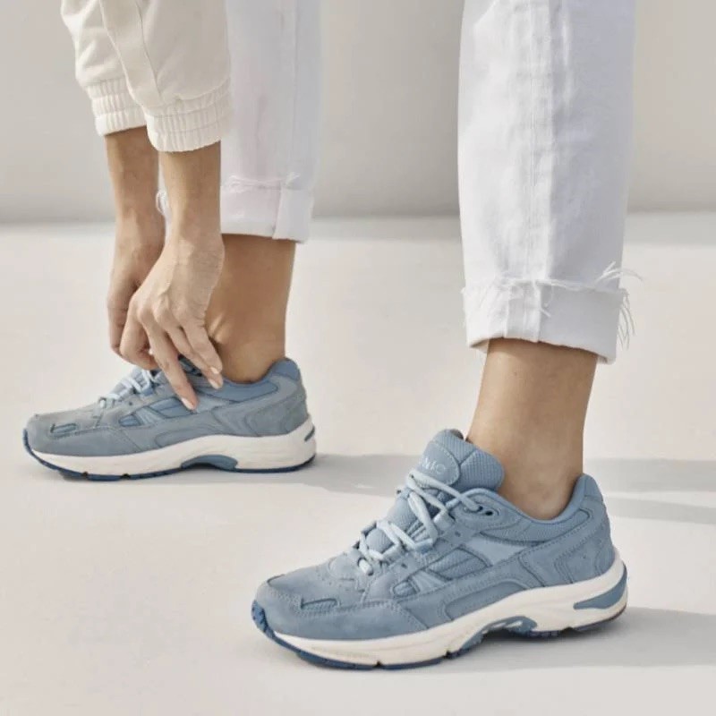 Heel pain - treat with Break the cycle with supportive footwear