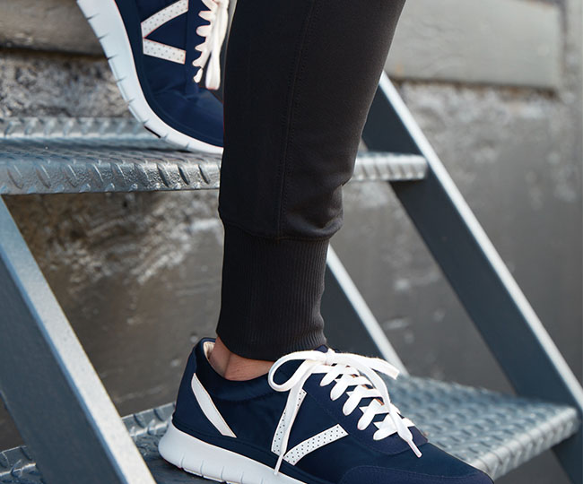 I love these retro sneakers. they are true to size, and are very comfortable. Will be getting another color!